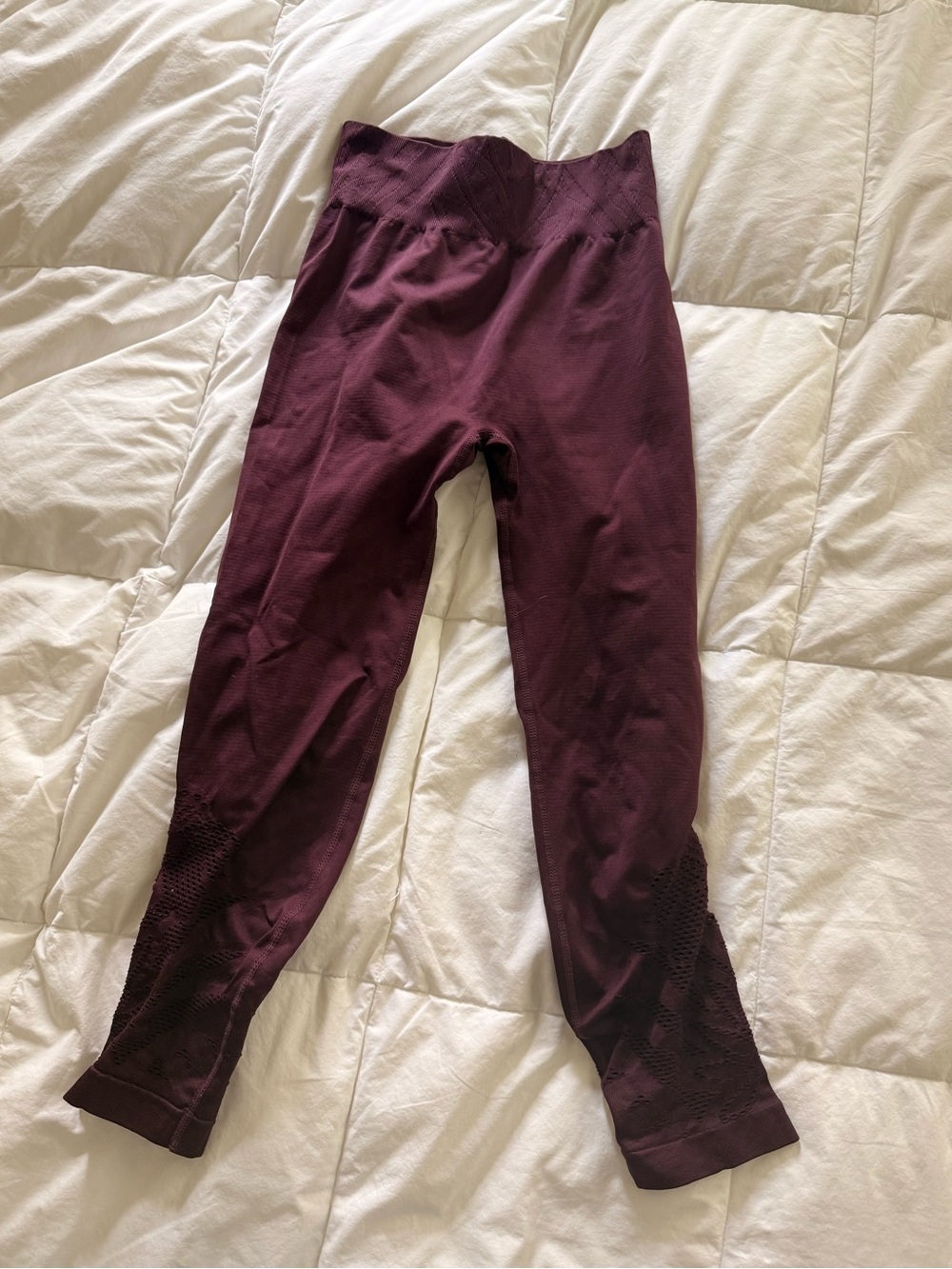 Aerie Chill. Play. Move. Burgundy leggings
